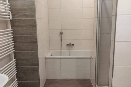 Wohnung Aue - 3 Zimmer, 70 m&sup2;, 380&euro; | Angebot:25820915