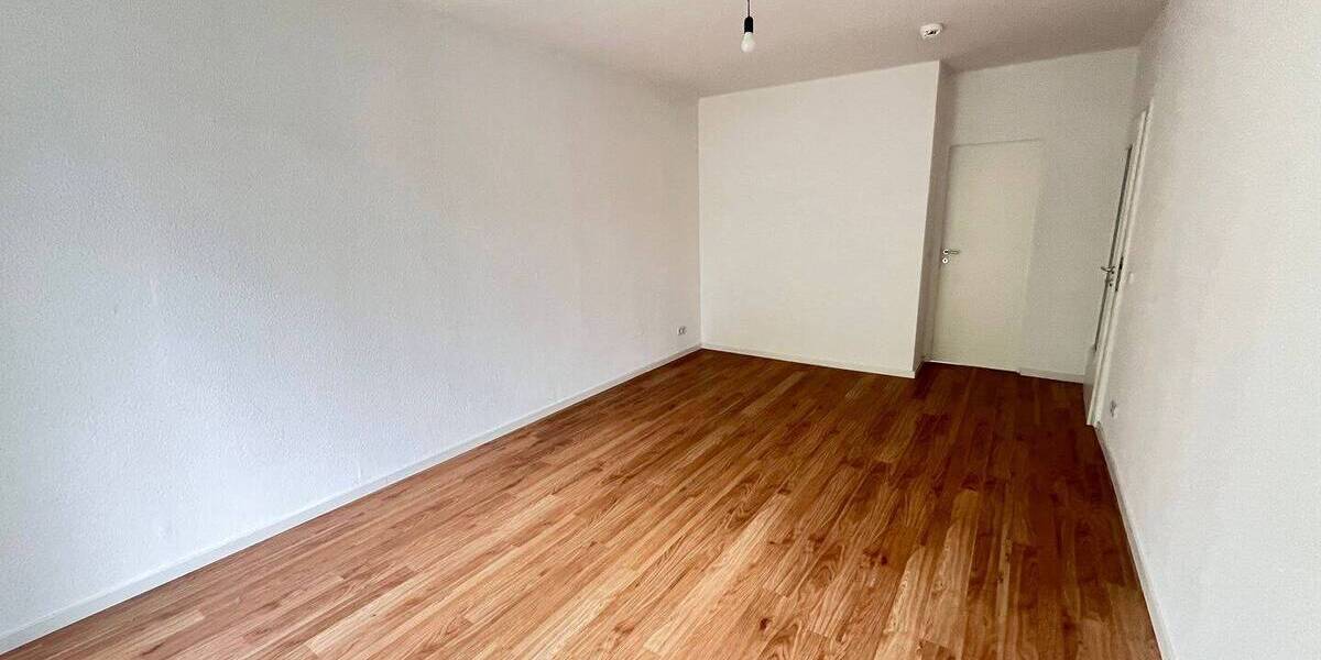 Etagenwohnung Zwickau Eckersbach - 3 Zimmer, 60 m&sup2;, 390&euro; | Angebot:26798543