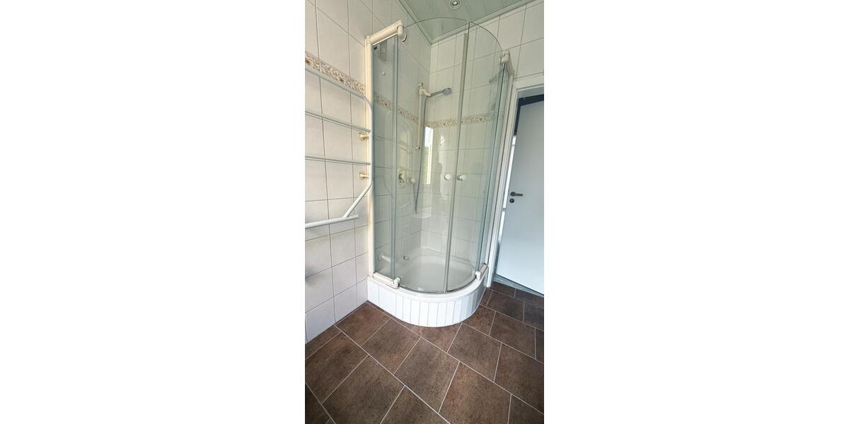 Maisonettenwohnung Crimmitschau - 3 Zimmer, 122 m&sup2;, 960&euro; | Angebot:25307850