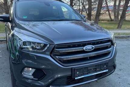 Ford Kuga 80.850 km 16.500 &euro; Falkenstein-Siebenhitz 08223