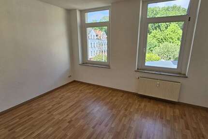 Wohnung Meerane - 2 Zimmer, 51 m&sup2;, 260&euro; | Angebot:23059303