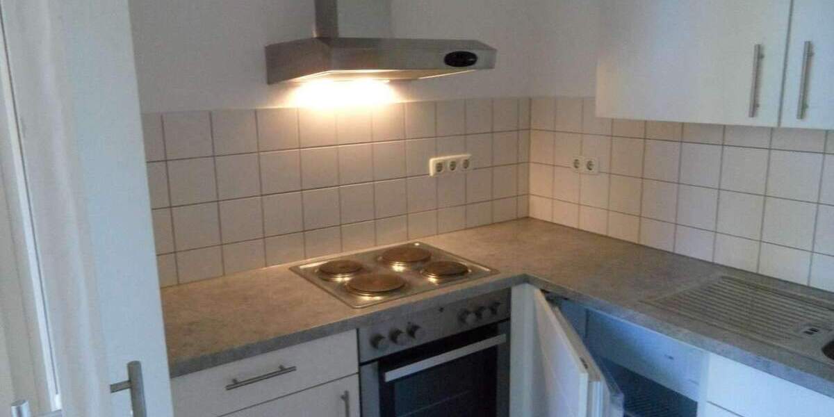 Gewerbeobjekt Zwickau Innenstadt - 2 Zimmer, 64 m&sup2;, 400&euro; | Angebot:25707528