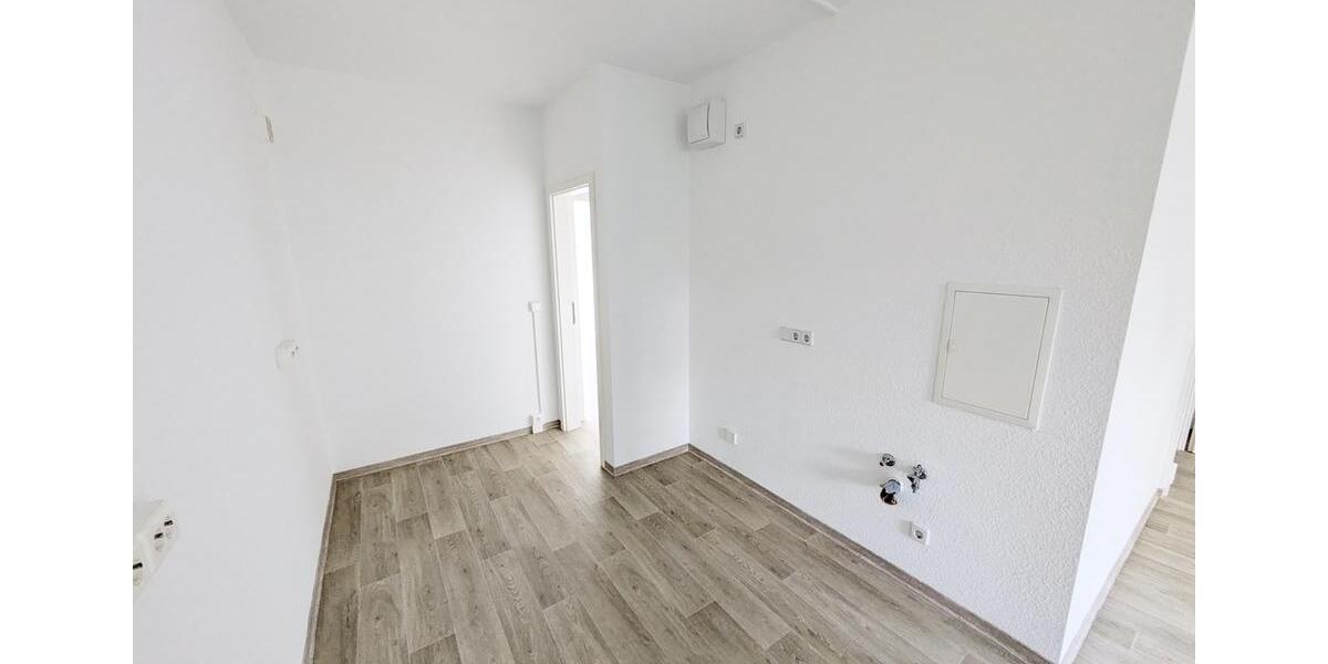 Etagenwohnung Limbach-Oberfrohna Oberfrohna - 3 Zimmer, 69 m&sup2;, 428&euro; | Angebot:25945715