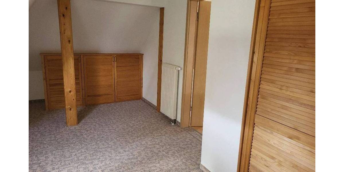 Mehrfamilienhaus, Wohnhaus Treuen - 1 Zimmer, 200 m&sup2;, 290.000&euro; | Angebot:26915821