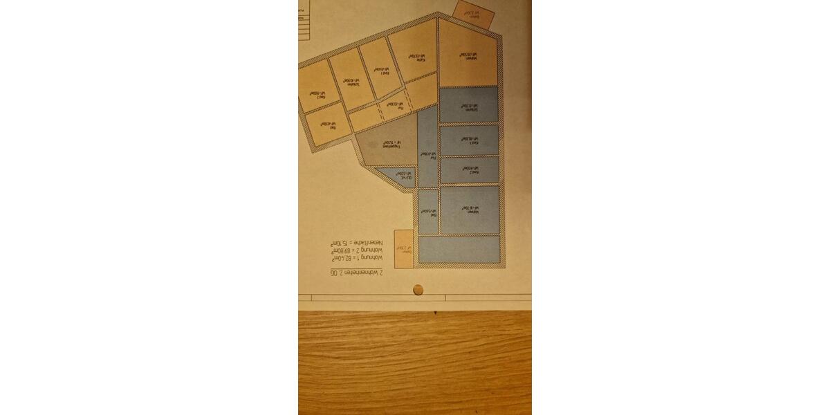 Mehrfamilienhaus, Wohnhaus Aue-Bad Schlema Bad Schlema - 15 Zimmer, 450 m&sup2;, 75.000&euro; | Angebot:25363051