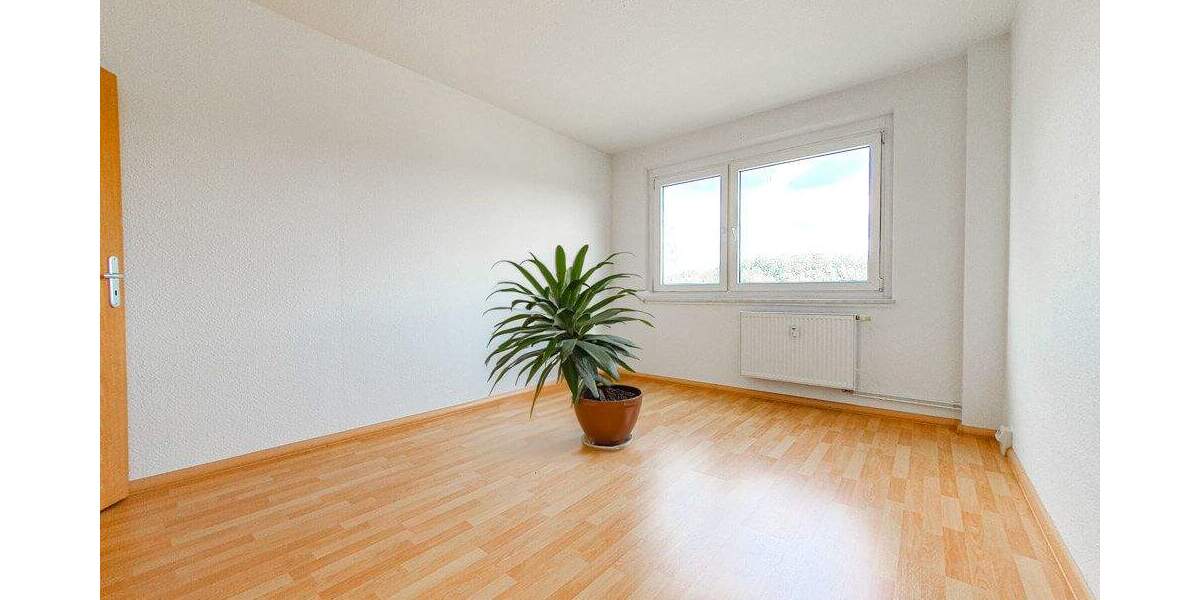 Etagenwohnung Zwickau Eckersbach - 3 Zimmer, 71 m&sup2;, 426&euro; | Angebot:25668559