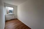 Etagenwohnung Zwickau Neuplanitz - 3 Zimmer, 60 m&sup2;, 250&euro; | Angebot:25700353