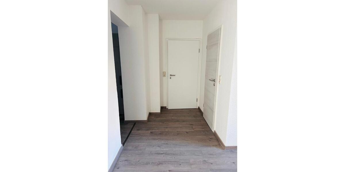 Erdgeschoßwohnung Meerane - 2 Zimmer, 50 m&sup2;, 395&euro; | Angebot:25270944