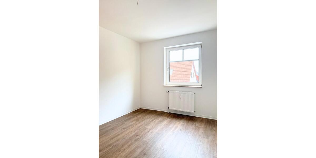 Etagenwohnung Limbach-Oberfrohna Oberfrohna - 2 Zimmer, 60 m&sup2;, 358&euro; | Angebot:26461428