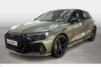 Audi RS3 2.015 km 78.690 &euro; Bernsdorf 09337