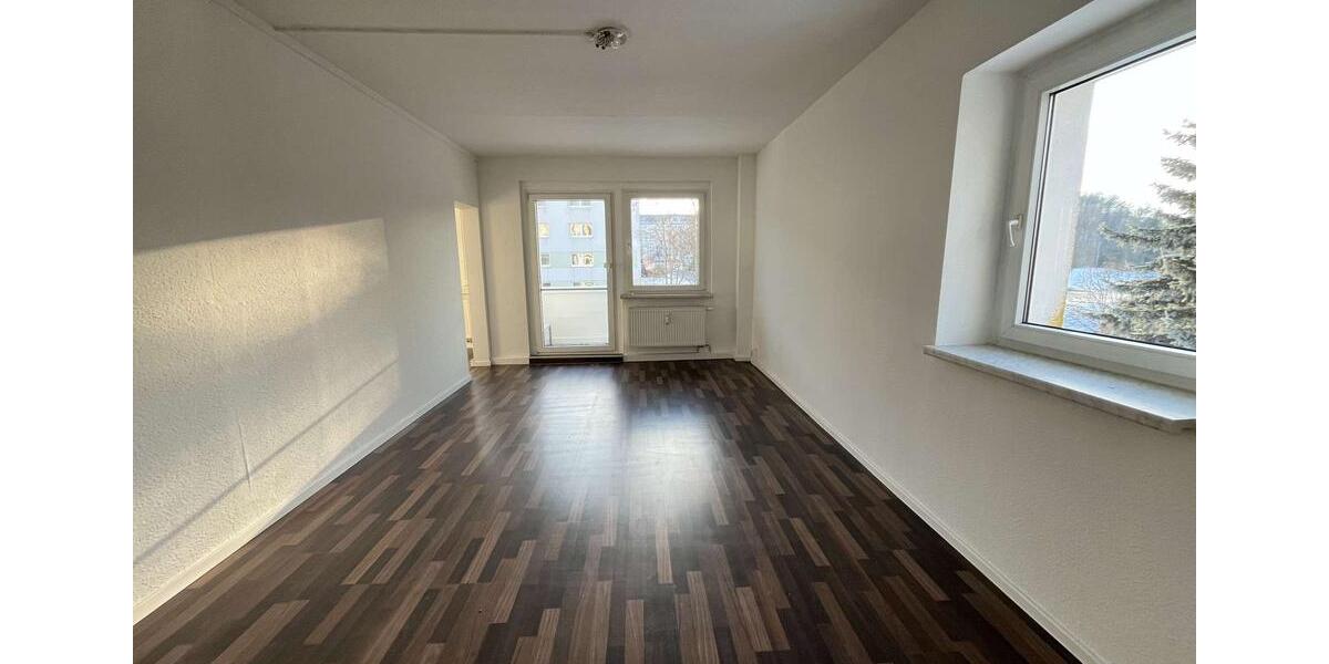 Etagenwohnung Reinsdorf - 6 Zimmer, 112 m&sup2;, 680&euro; | Angebot:24535095