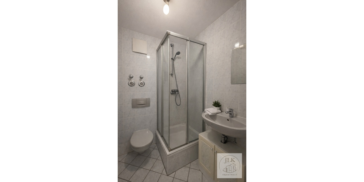 Etagenwohnung Limbach-Oberfrohna Oberfrohna - 1 Zimmer, 33 m&sup2;, 220&euro; | Angebot:25902840