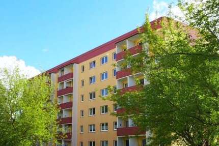 Wohnung Limbach-Oberfrohna Oberfrohna - 2 Zimmer, 41 m&sup2;, 225&euro; | Angebot:23894821