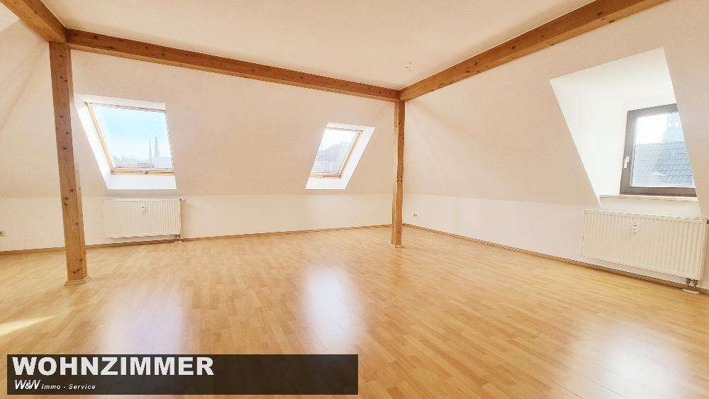 Etagenwohnung Zwickau Innenstadt - 3 Zimmer, 88 m&sup2;, 530&euro; | Angebot:25248359
