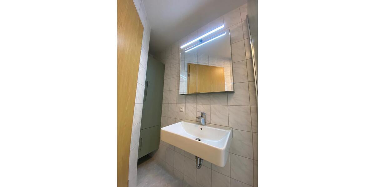 Dachgeschoßwohnung Schönheide - 2 Zimmer, 53 m&sup2;, 424&euro; | Angebot:25381771