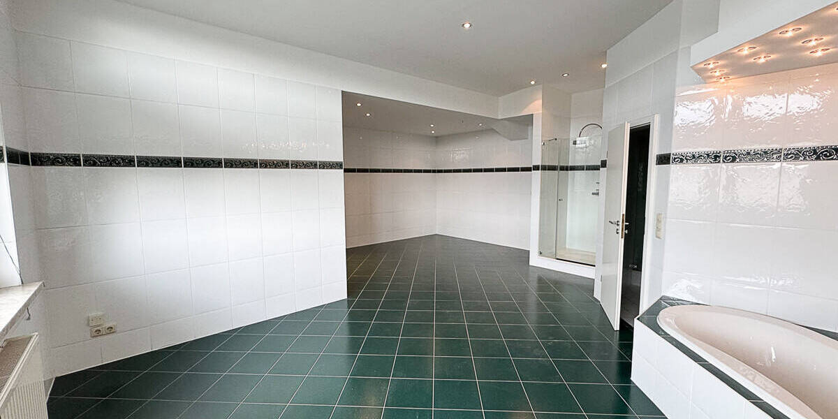 Etagenwohnung Grünhain-Beierfeld Beierfeld - 2 Zimmer, 150 m&sup2;, 750&euro; | Angebot:25688273