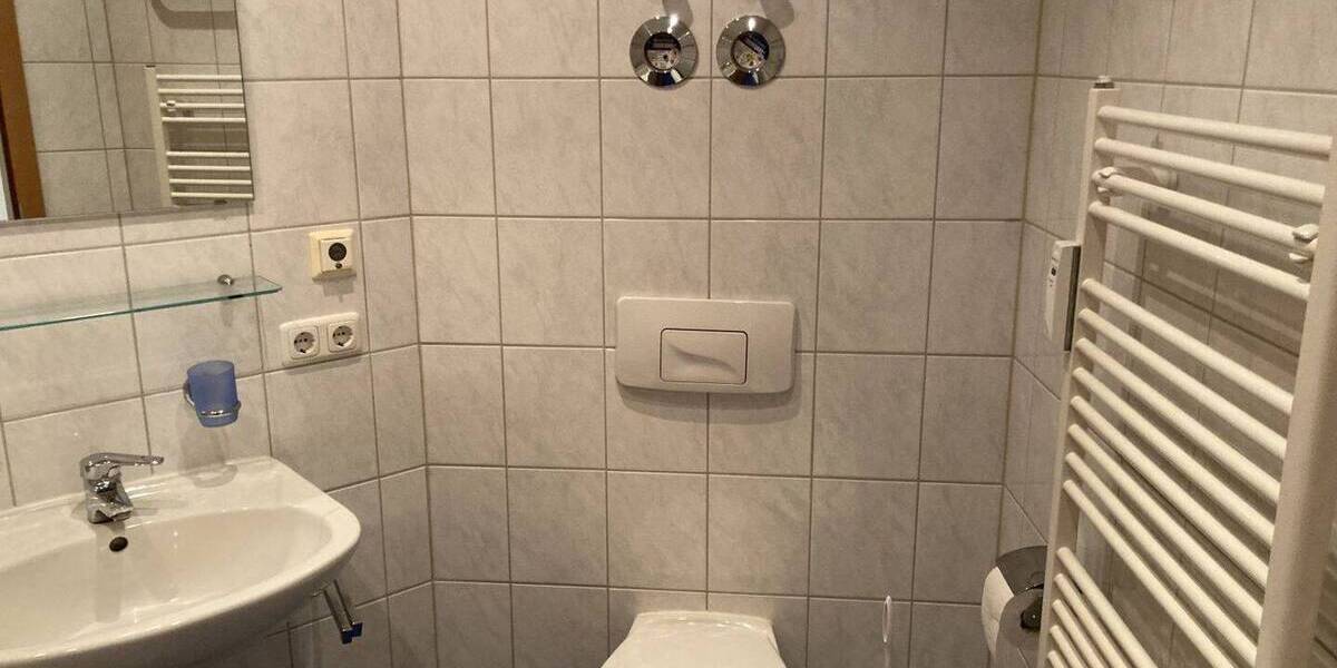 Etagenwohnung Zwickau Pölbitz - 2 Zimmer, 44 m&sup2;, 39.000&euro; | Angebot:25707524