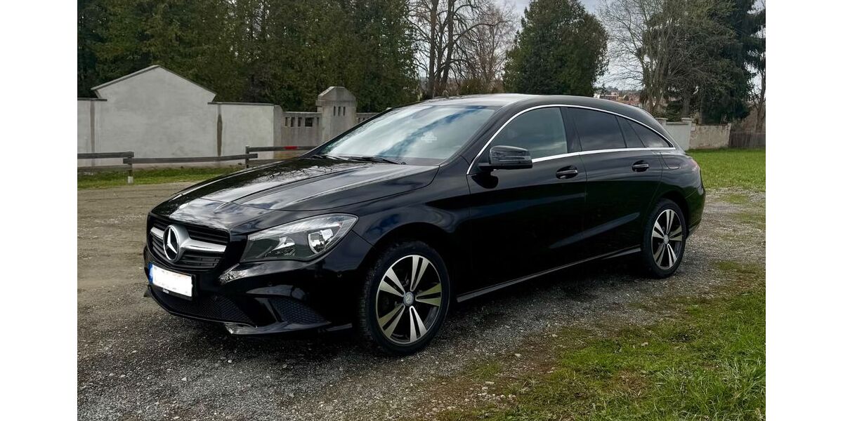 Mercedes-Benz CLA 180 Shooting Brake 151.000 km 10.500 &euro; Fraureuth 08427
