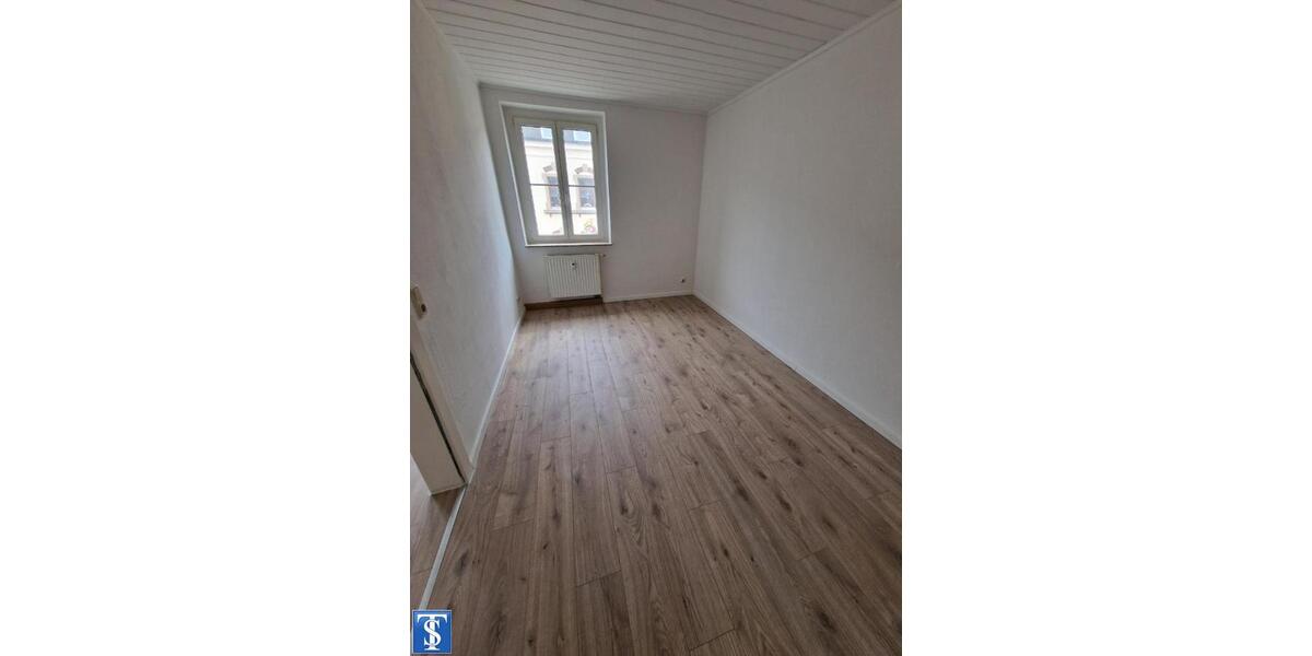 Etagenwohnung Elsterberg - 3 Zimmer, 66 m&sup2;, 340&euro; | Angebot:24117757