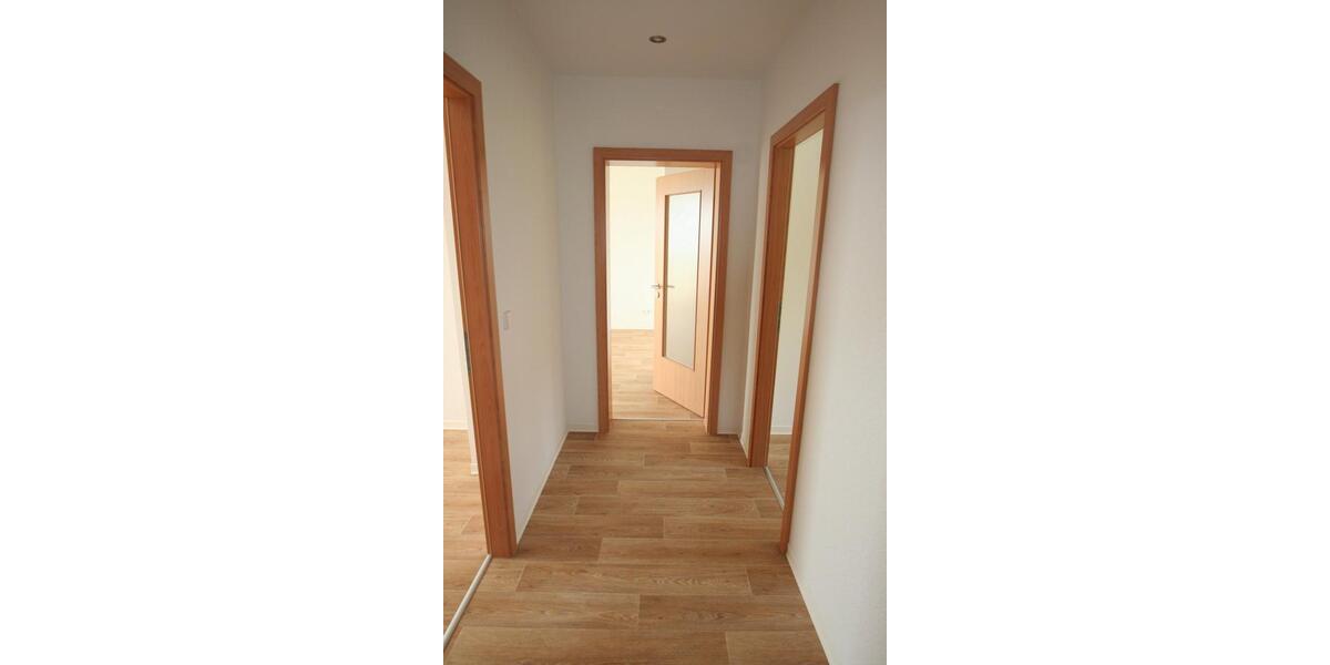 Etagenwohnung Hohenstein-Ernstthal Ernstthal - 3 Zimmer, 60 m&sup2;, 350&euro; | Angebot:23858814