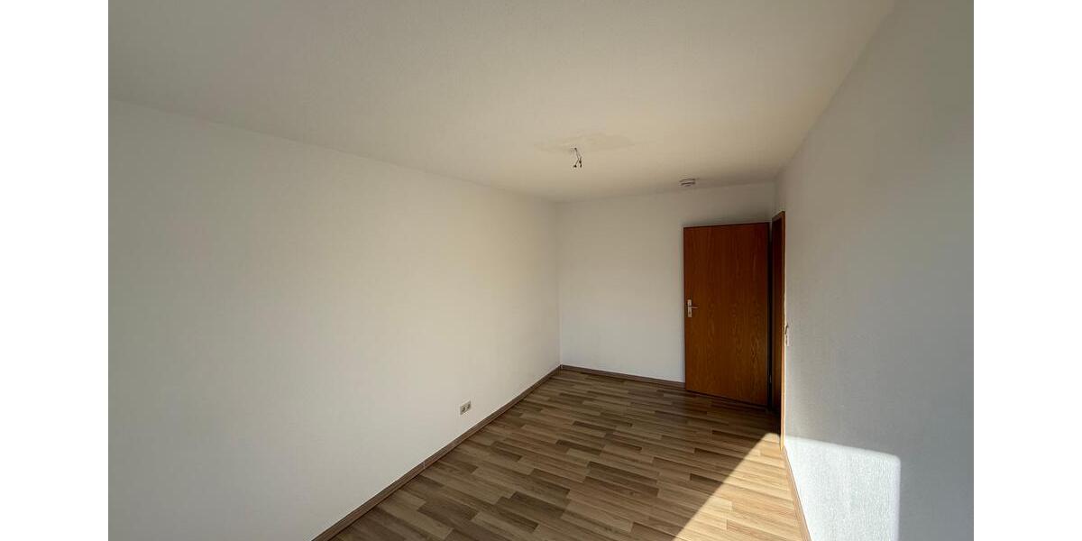 Maisonettenwohnung Reichenbach im Vogtland - 4 Zimmer, 81 m&sup2;, 405&euro; | Angebot:25383068