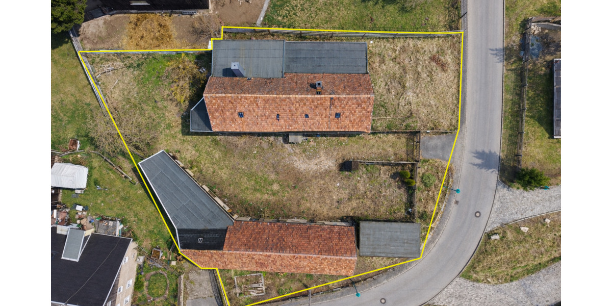 Einfamilienhaus Falkenstein Oberlauterbach - 8 Zimmer, 110 m&sup2;, 49.000&euro; | Angebot:25929611
