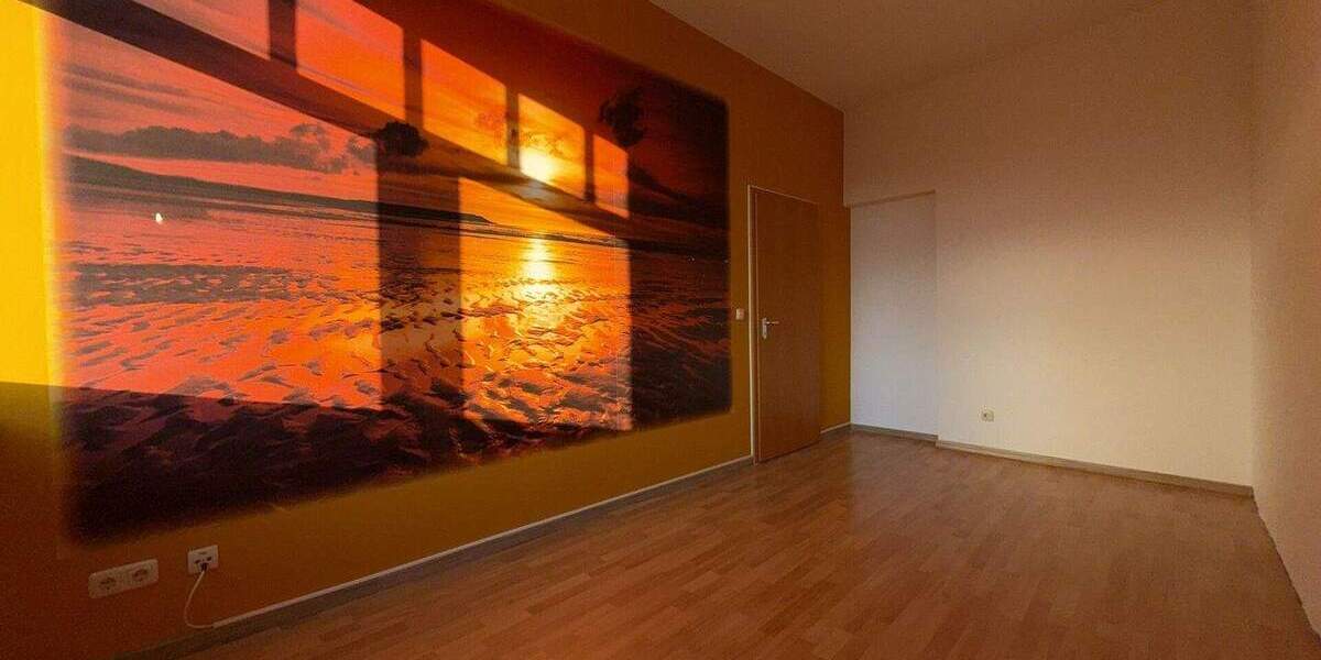 Etagenwohnung Zwickau Schedewitz - 4 Zimmer, 87 m&sup2;, 479&euro; | Angebot:25670160