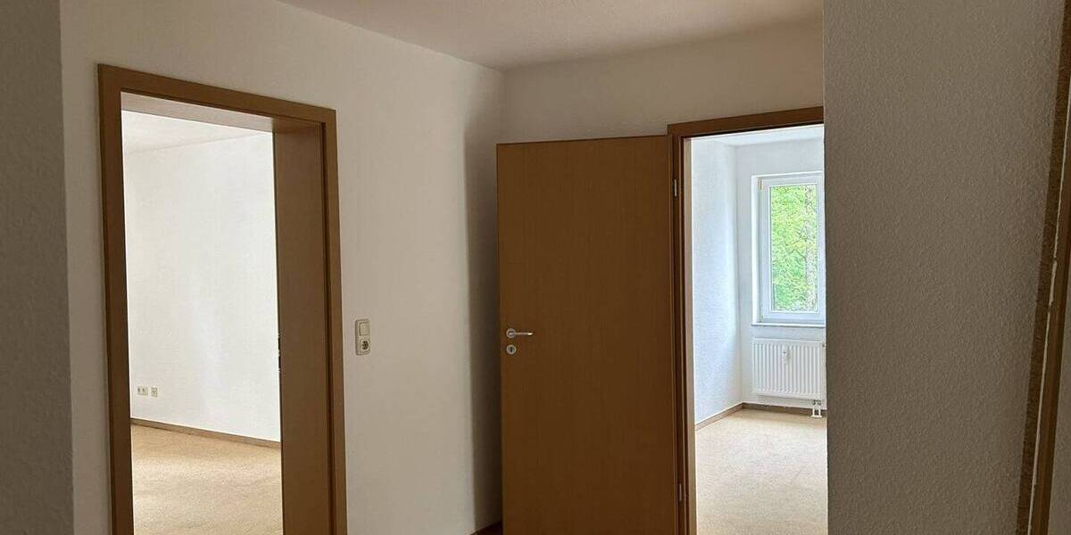Etagenwohnung Zwickau Eckersbach - 3 Zimmer, 65 m&sup2;, 460&euro; | Angebot:26696130
