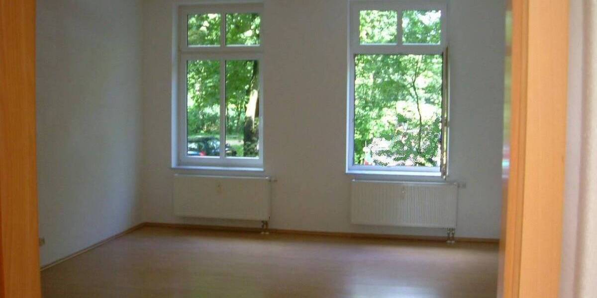 Etagenwohnung Zwickau Innenstadt - 2 Zimmer, 66 m&sup2;, 71.500&euro; | Angebot:25707518