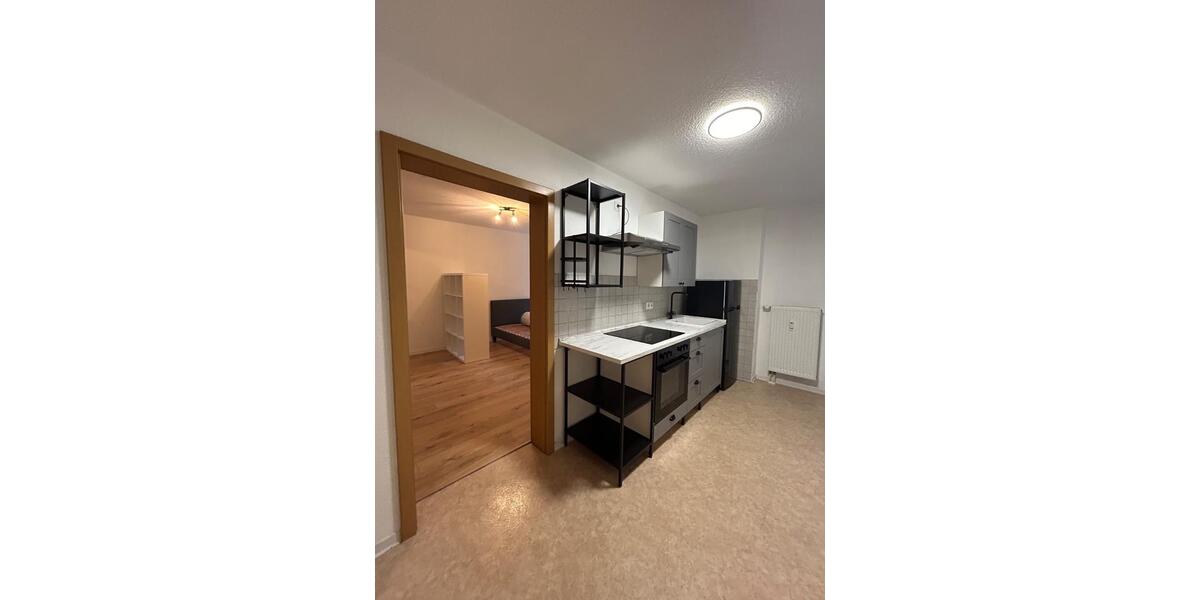 Hochparterre Zwickau Auerbach - 1.5 Zimmer, 42 m&sup2;, 295&euro; | Angebot:25255331