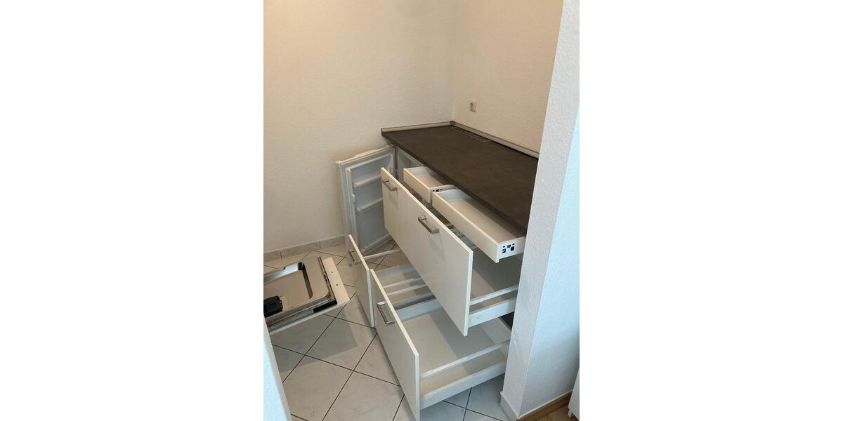 Erdgeschoßwohnung Zwickau Zwickau-West - 2 Zimmer, 36 m&sup2;, 330&euro; | Angebot:25062940