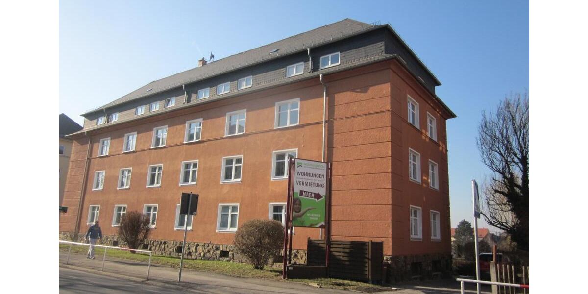 Dachgeschoßwohnung Glauchau - 2 Zimmer, 53 m&sup2;, 350&euro; | Angebot:17236847