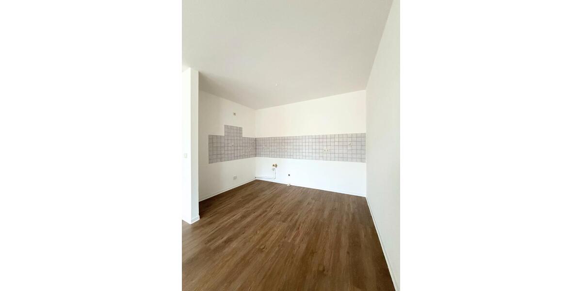 Etagenwohnung Limbach-Oberfrohna Oberfrohna - 2 Zimmer, 60 m&sup2;, 358&euro; | Angebot:26461428