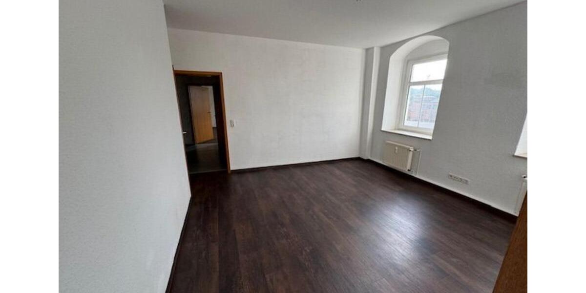 Etagenwohnung Ronneburg - 4 Zimmer, 105 m&sup2;, 545&euro; | Angebot:25509041