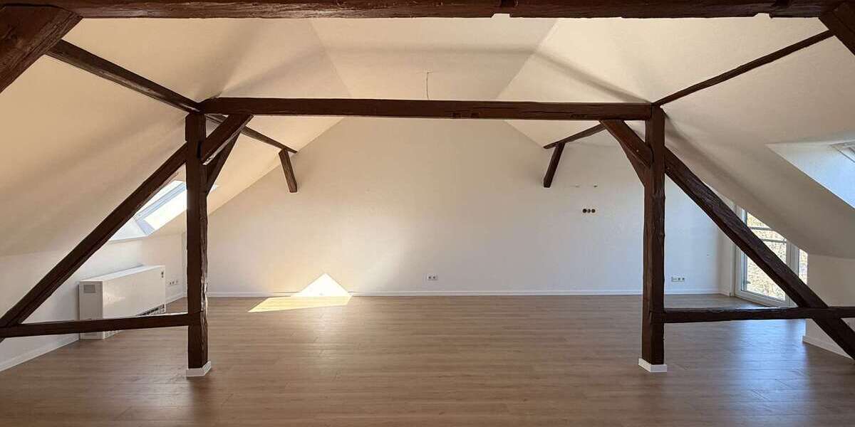 Etagenwohnung Zwickau Zwickau-West - 4 Zimmer, 169 m&sup2;, 950&euro; | Angebot:26064994