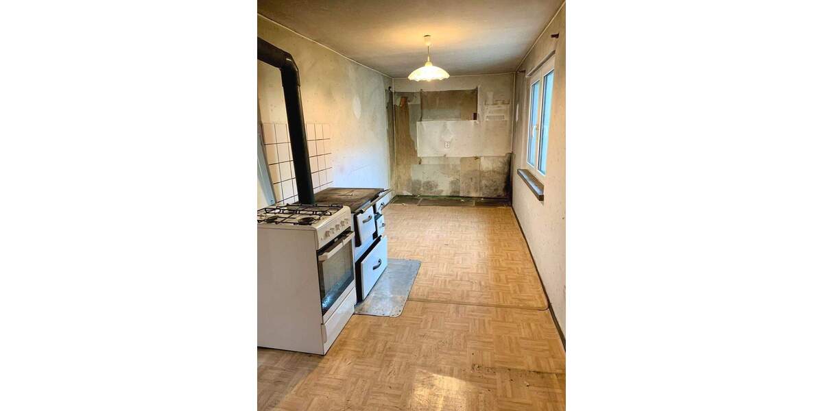 Einfamilienhaus Reichenbach - 5 Zimmer, 95 m&sup2;, 35.000&euro; | Angebot:25662060