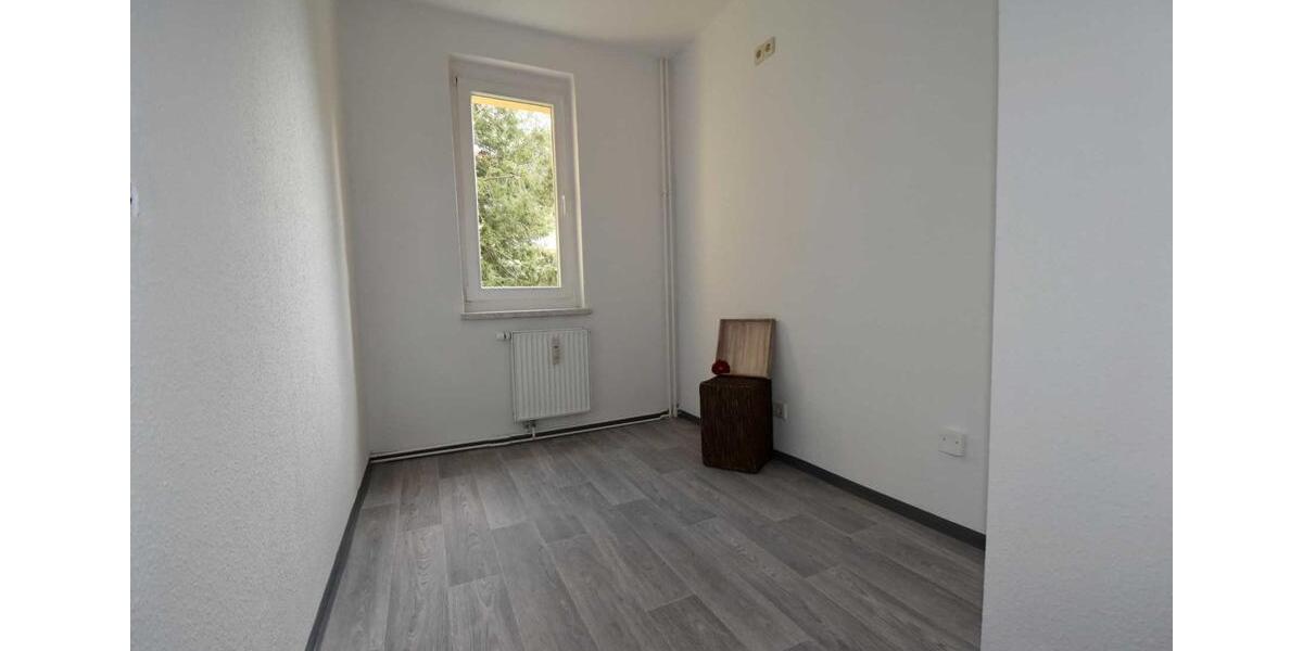 Etagenwohnung Hohenstein-Ernstthal Ernstthal - 3 Zimmer, 60 m&sup2;, 340&euro; | Angebot:24193416