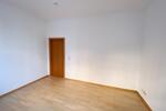 Etagenwohnung Reichenbach im Vogtland - 3 Zimmer, 81 m&sup2;, 490&euro; | Angebot:25054405