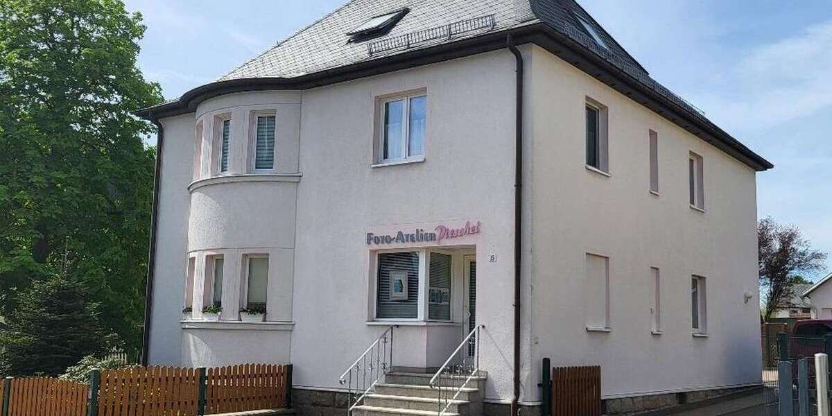 Einfamilienhaus Treuen - 13 Zimmer, 200 m&sup2;, 290.000&euro; | Angebot:26901304