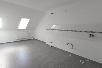 Wohnung Werdau - 5 Zimmer, 126 m&sup2;, 756&euro; | Angebot:21481505