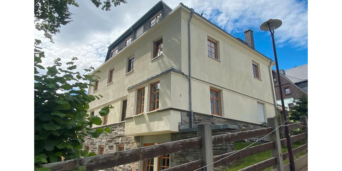 Hochparterre Oberlungwitz - 2 Zimmer, 45 m&sup2;, 382&euro; | Angebot:25127622