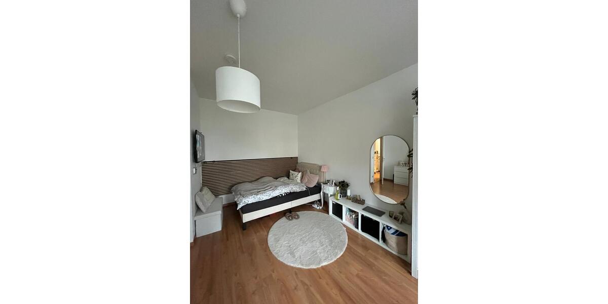 Etagenwohnung Zwickau Zwickau-Nord - 1 Zimmer, 35 m&sup2;, 280&euro; | Angebot:26215163