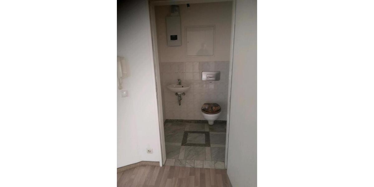 Etagenwohnung Lößnitz - 4 Zimmer, 90 m&sup2;, 750&euro; | Angebot:25790615