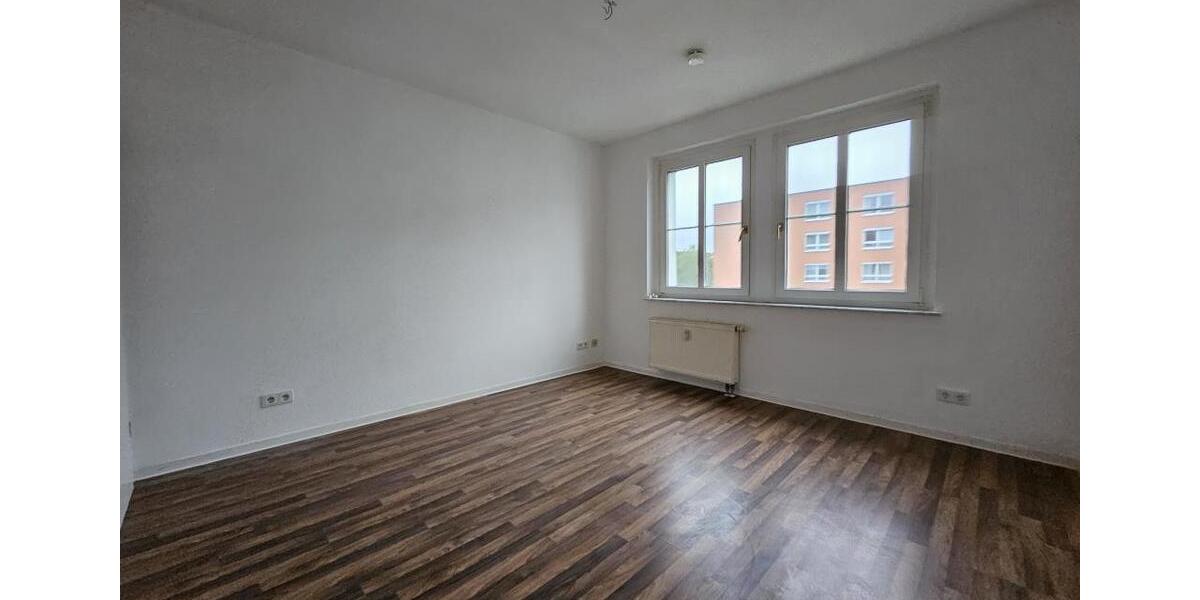 Etagenwohnung Zwickau Zwickau-Nord - 3 Zimmer, 69 m&sup2;, 448&euro; | Angebot:25962398