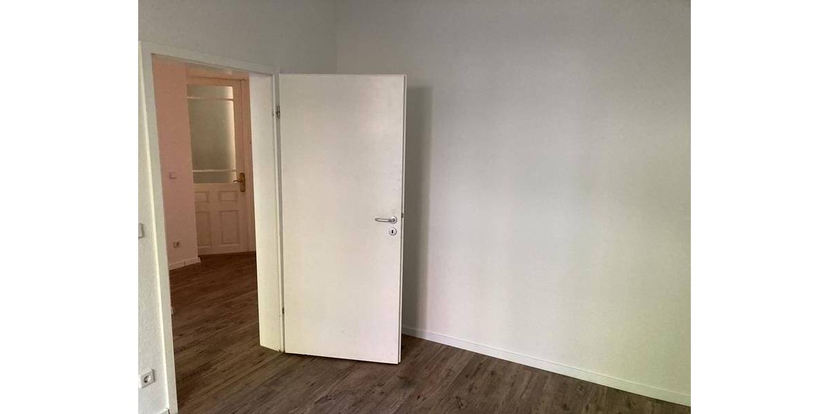 Etagenwohnung Zwickau Pölbitz - 2 Zimmer, 52 m&sup2;, 50.000&euro; | Angebot:25802832
