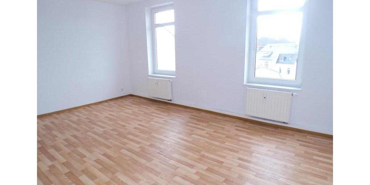 Etagenwohnung Werdau - 2 Zimmer, 67 m&sup2;, 380&euro; | Angebot:25249794