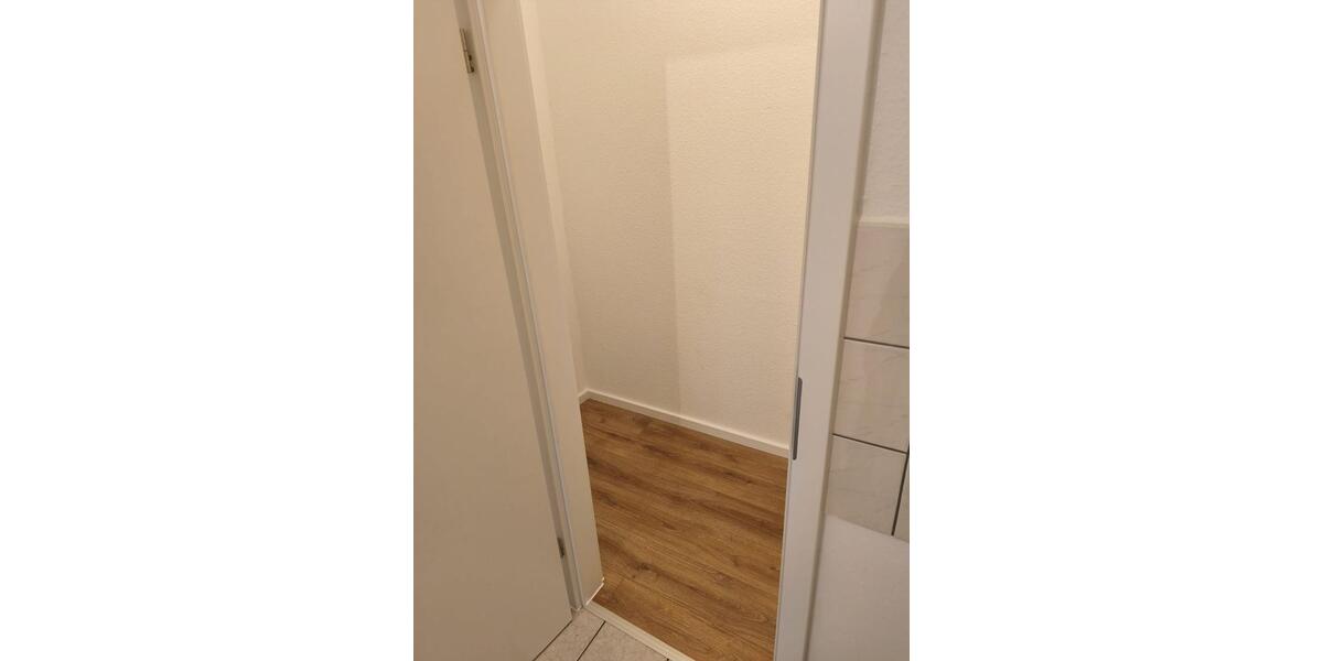 Etagenwohnung Crimmitschau - 3 Zimmer, 78 m&sup2;, 468&euro; | Angebot:24002220