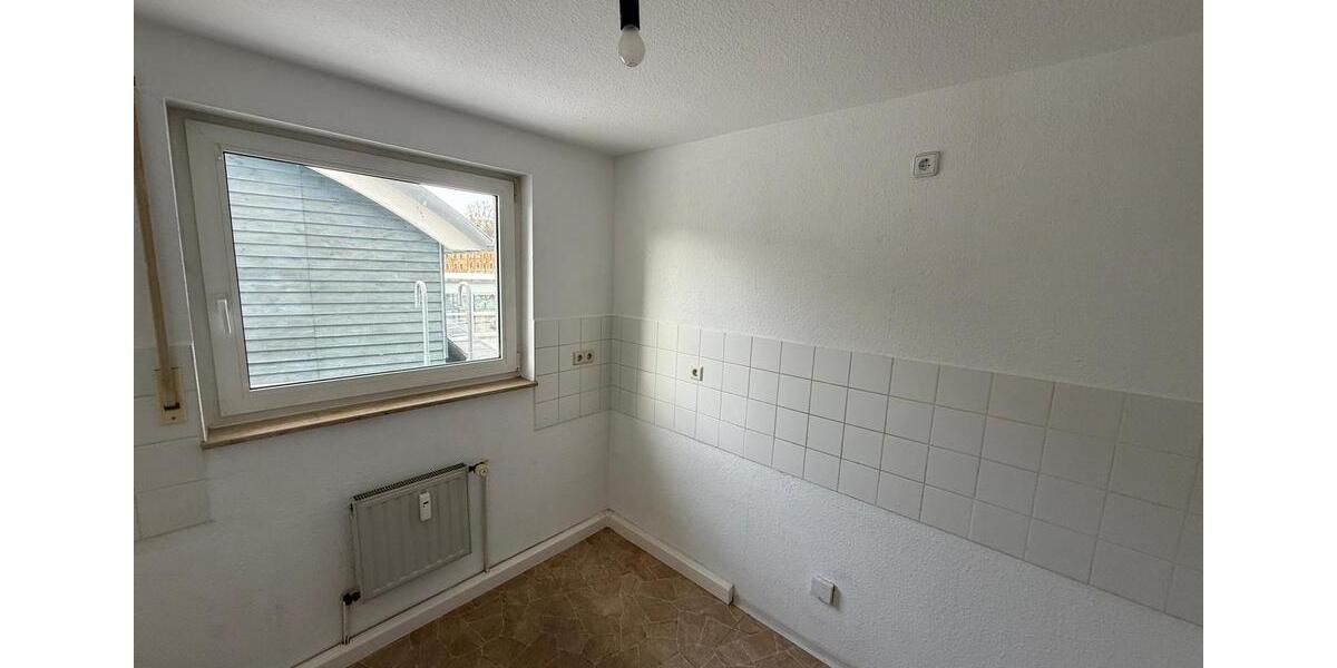 Etagenwohnung Auerbach/Vogtland Vogtland - 3 Zimmer, 70 m&sup2;, 420&euro; | Angebot:25219042