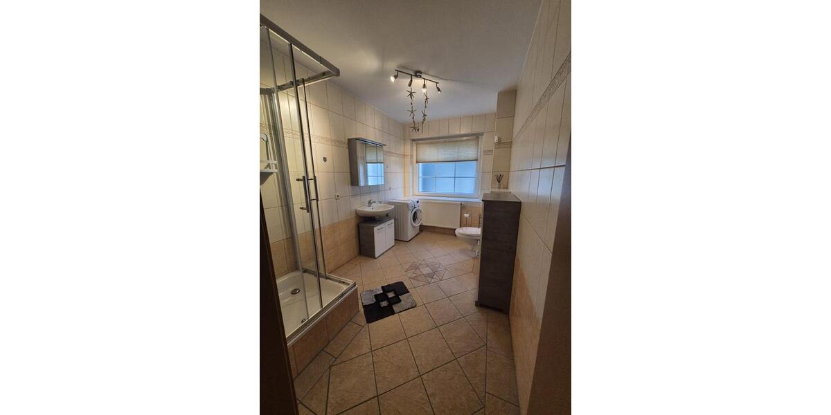 Etagenwohnung Mühlau - 1 Zimmer, 97 m&sup2;, 490&euro; | Angebot:24975410