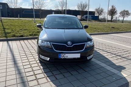 Skoda Rapid 124.000 km 8.500 &euro; Niederfrohna 09243